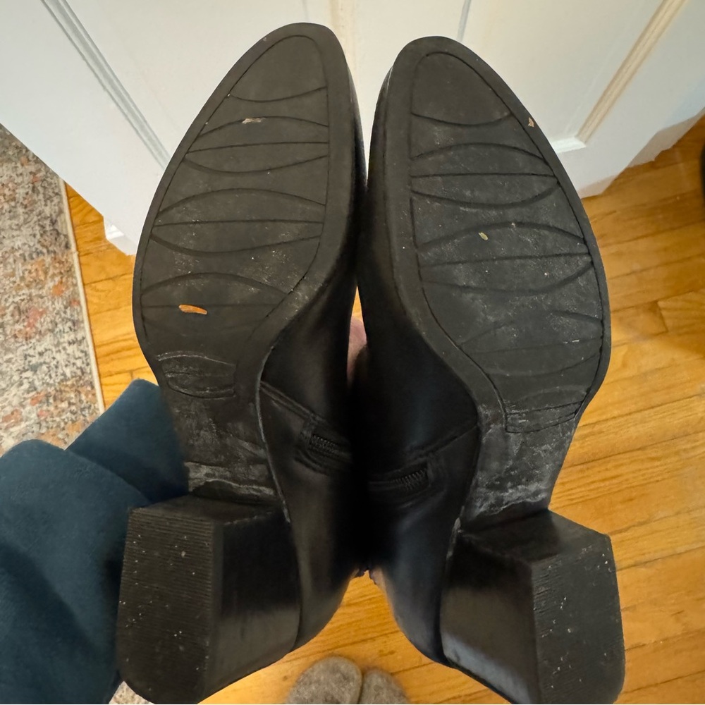 VANELI Black Knee-High Leather Boots - Picture 5 of 6